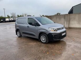 fourgonnette Citroen Berlingo Van
