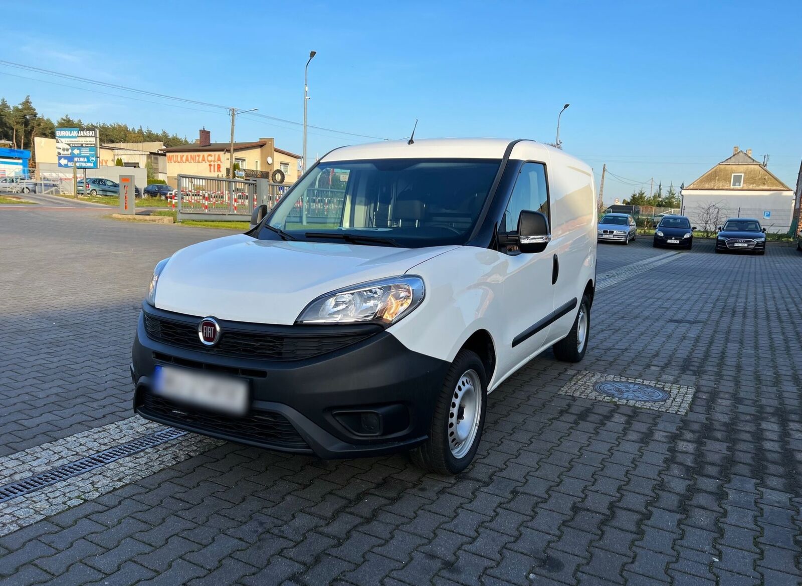 FIAT Doblo  car-derived van