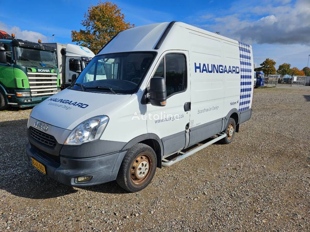 легковой фургон IVECO Daily 2,3 35S15 13,2m³ Van 5d