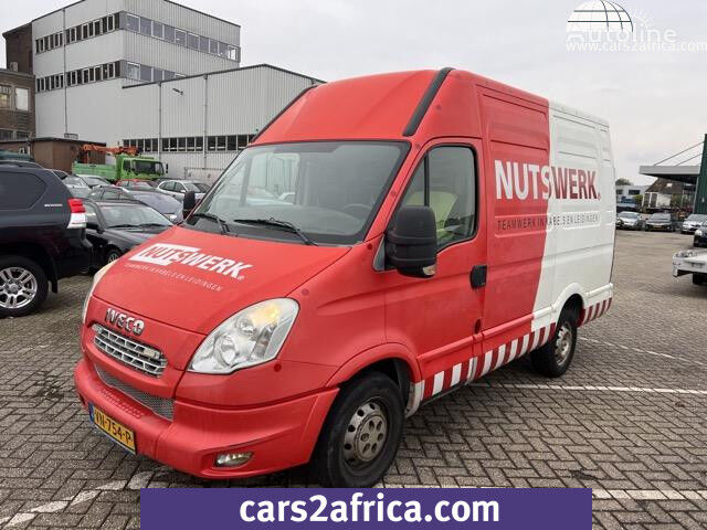 IVECO Daily 35S13V 300 car-derived van