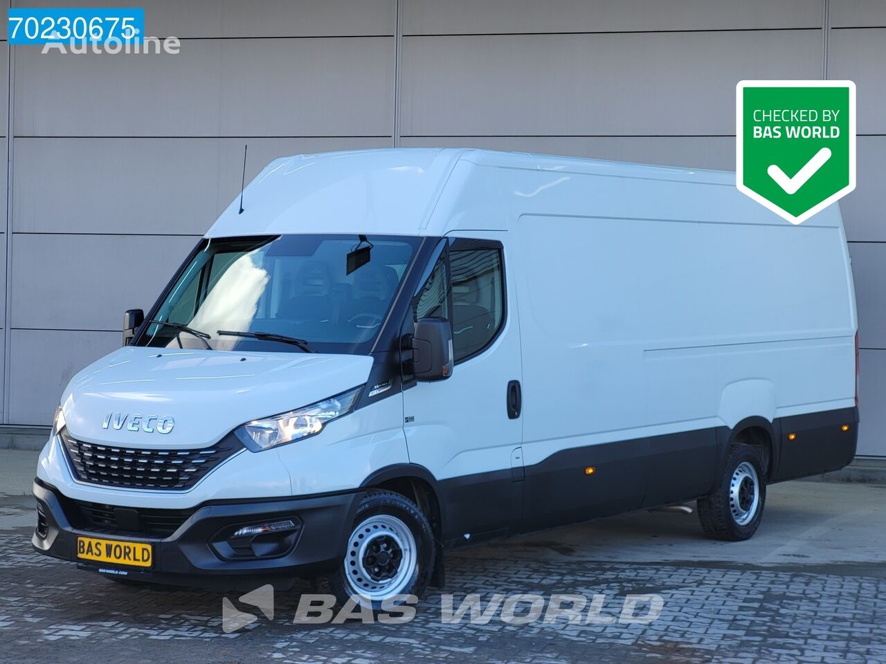 IVECO Daily 35S16 160PK Automaat L3H2 L4H2 Airco Euro6 nwe model 16m3  furgoneta pequeña