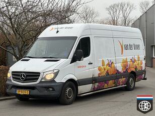 Mercedes-Benz SPRINTER car-derived van