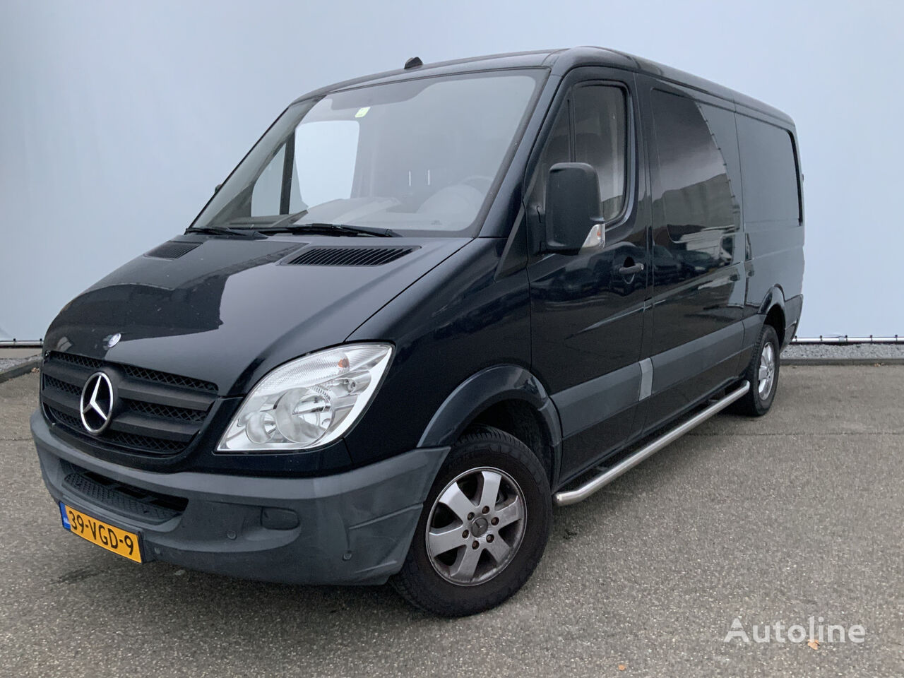 Mercedes-Benz Sprinter 318 3.0 CDI Automaat Camera Airco Trekhaak 2800 kg 3 Zi furgoneta pequeña