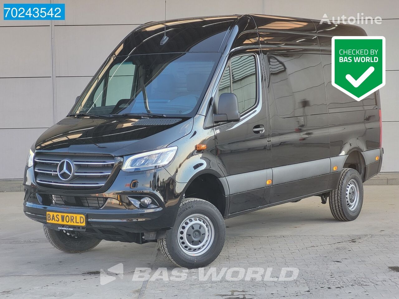 nov kombinirano vozilo Mercedes-Benz Sprinter 319 CDI Automaat 4x4 Neues Modell ACC Navi Camera L2H2