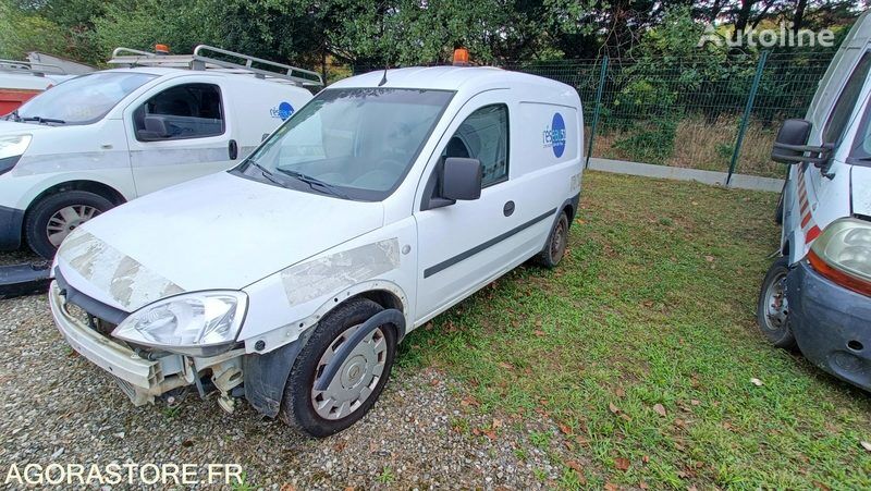 xe van chở hàng Opel COMBO