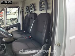 Fourgonnette Peugeot Boxer 130PK L1H1 Trekhaak LED Navi Airco Cruise Camera Parkeerse à vendre - Image 13 | Autoline TG Fourgonnette Peugeot Boxer 130PK L1H1 Trekhaak LED Navi Airco Cruise Camera Parkeerse | Image 13 - Autoline