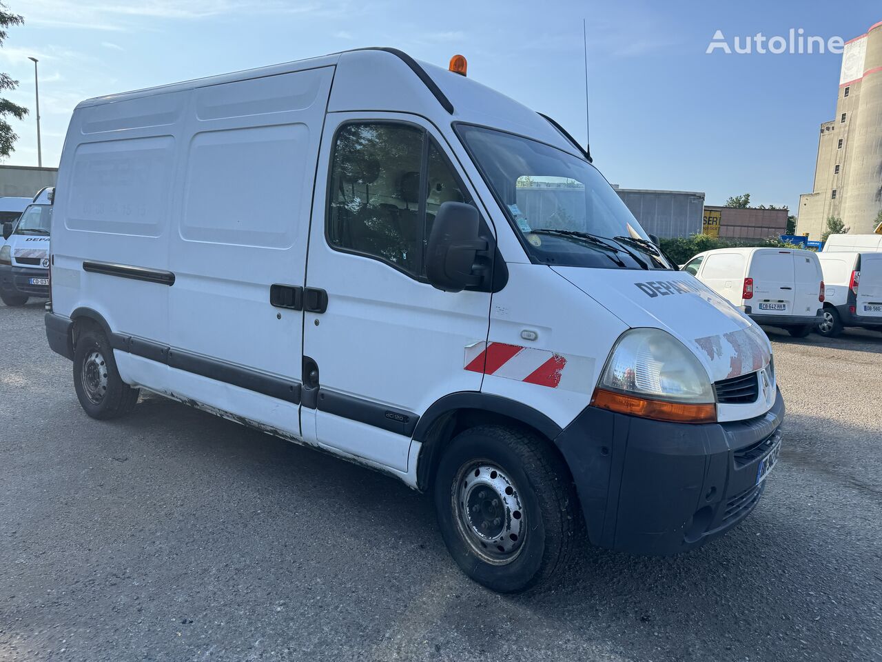 легковой фургон Renault Master DCI 120