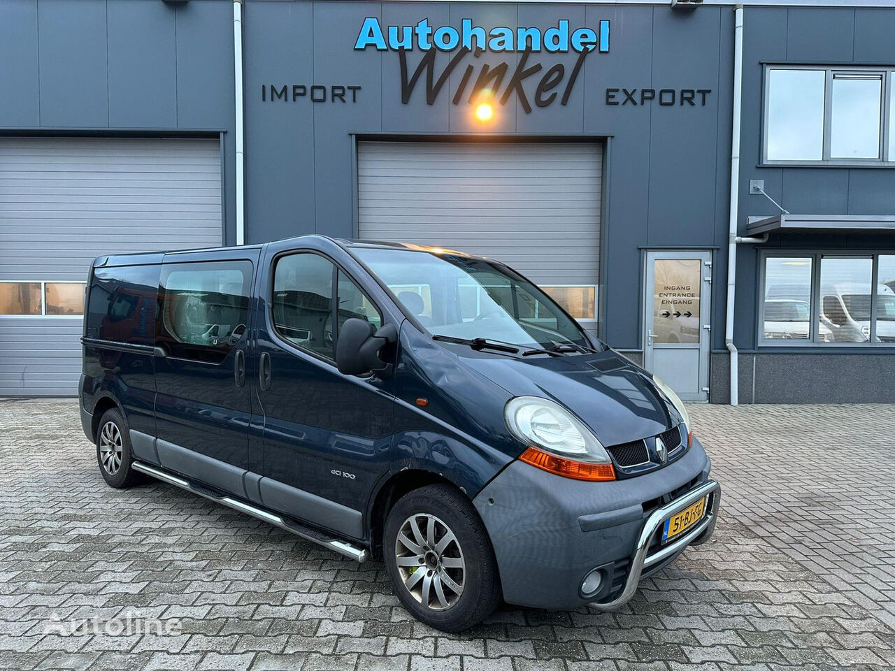 mały samochód dostawczy Renault Trafic 1.9 dCi L2H1DUBBELCABINE