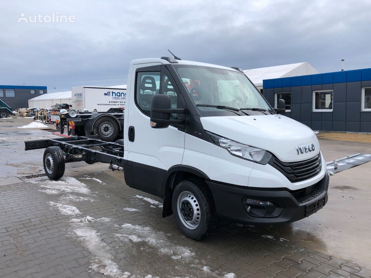 new IVECO DAILY 35S18H chassis truck < 3.5t