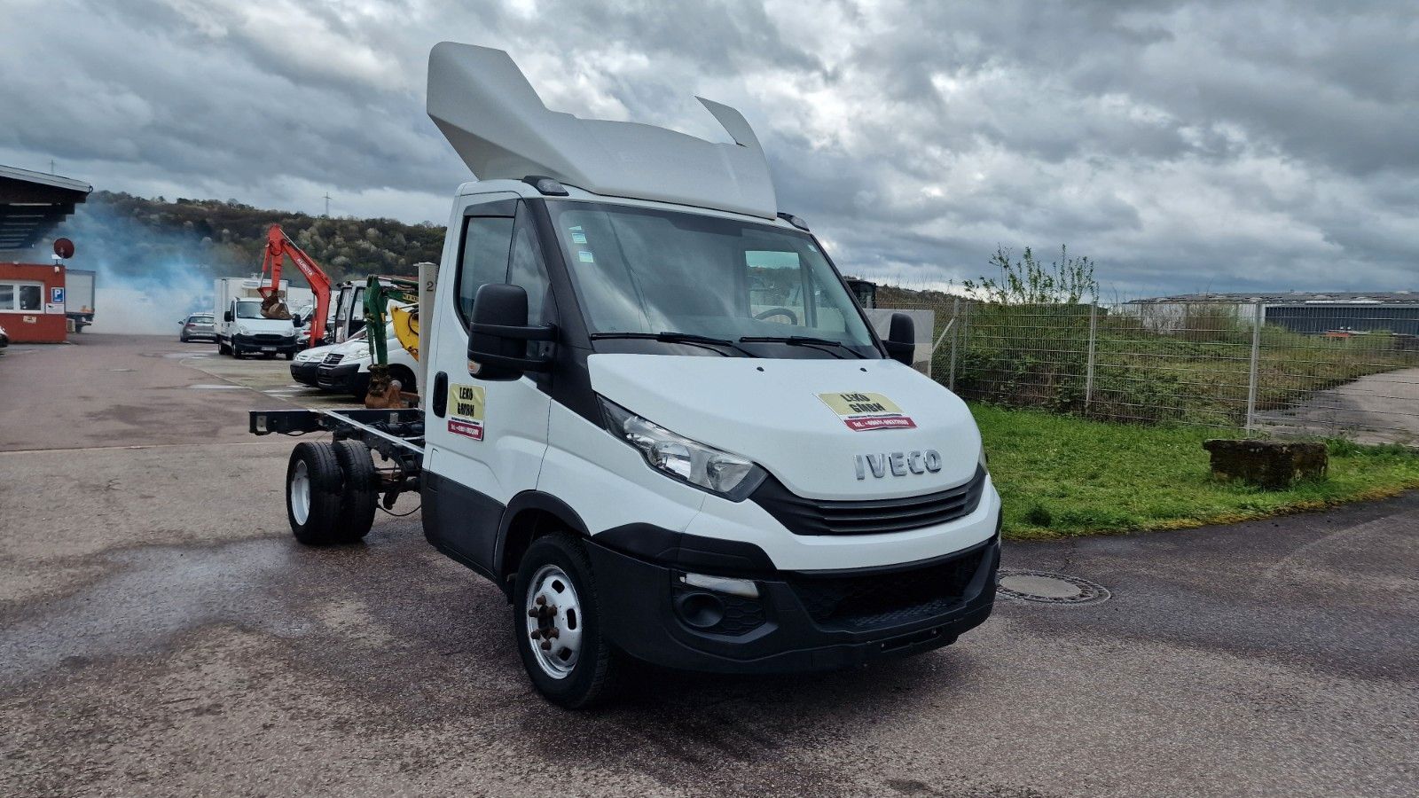 IVECO Daily 35C16 chassis truck < 3.5t