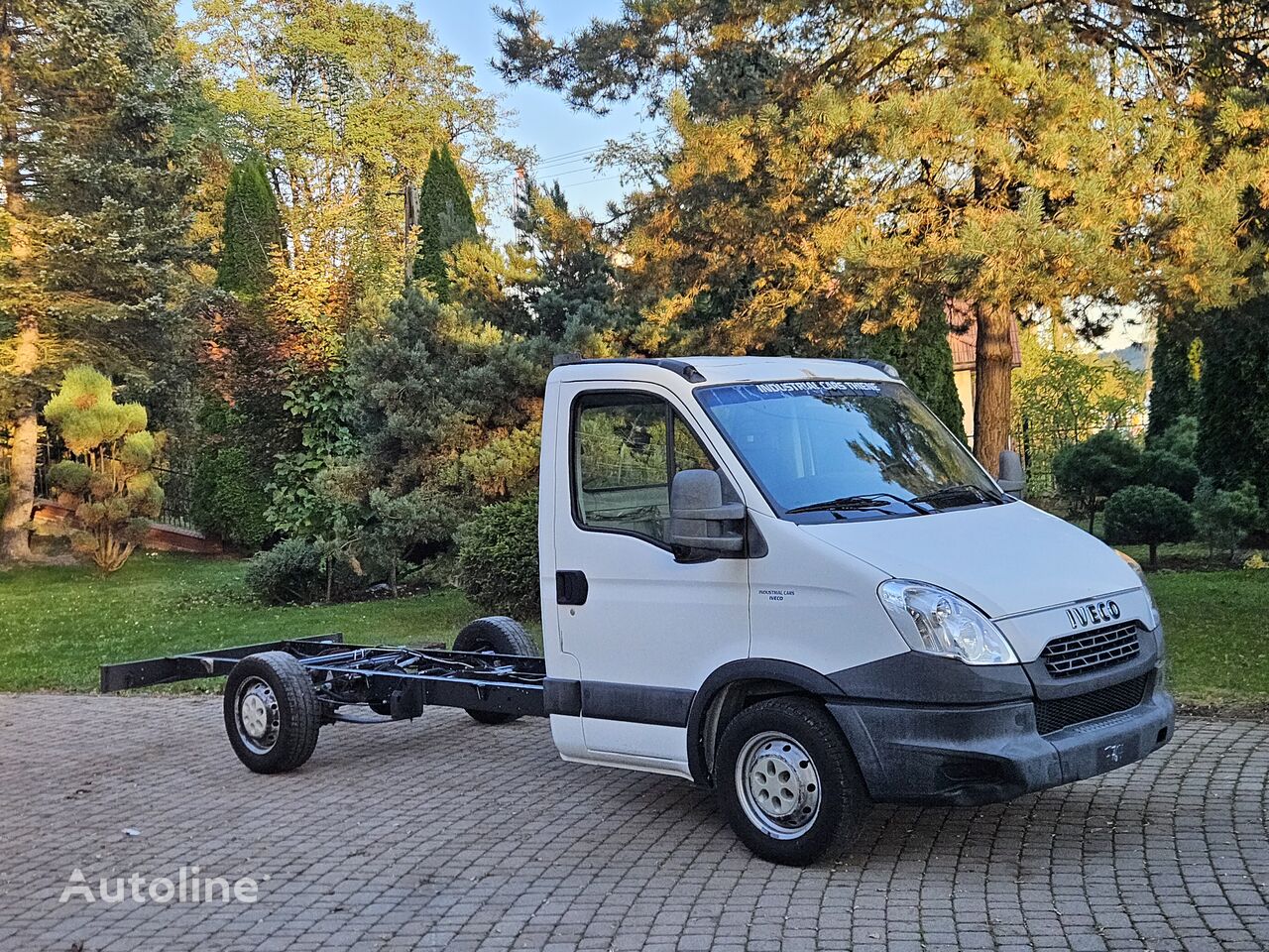 Грузовик шасси < 3.5т IVECO Daily 35s-15 Rama Pod Zabudowę ! Skrzynia, laweta ! - Autoline