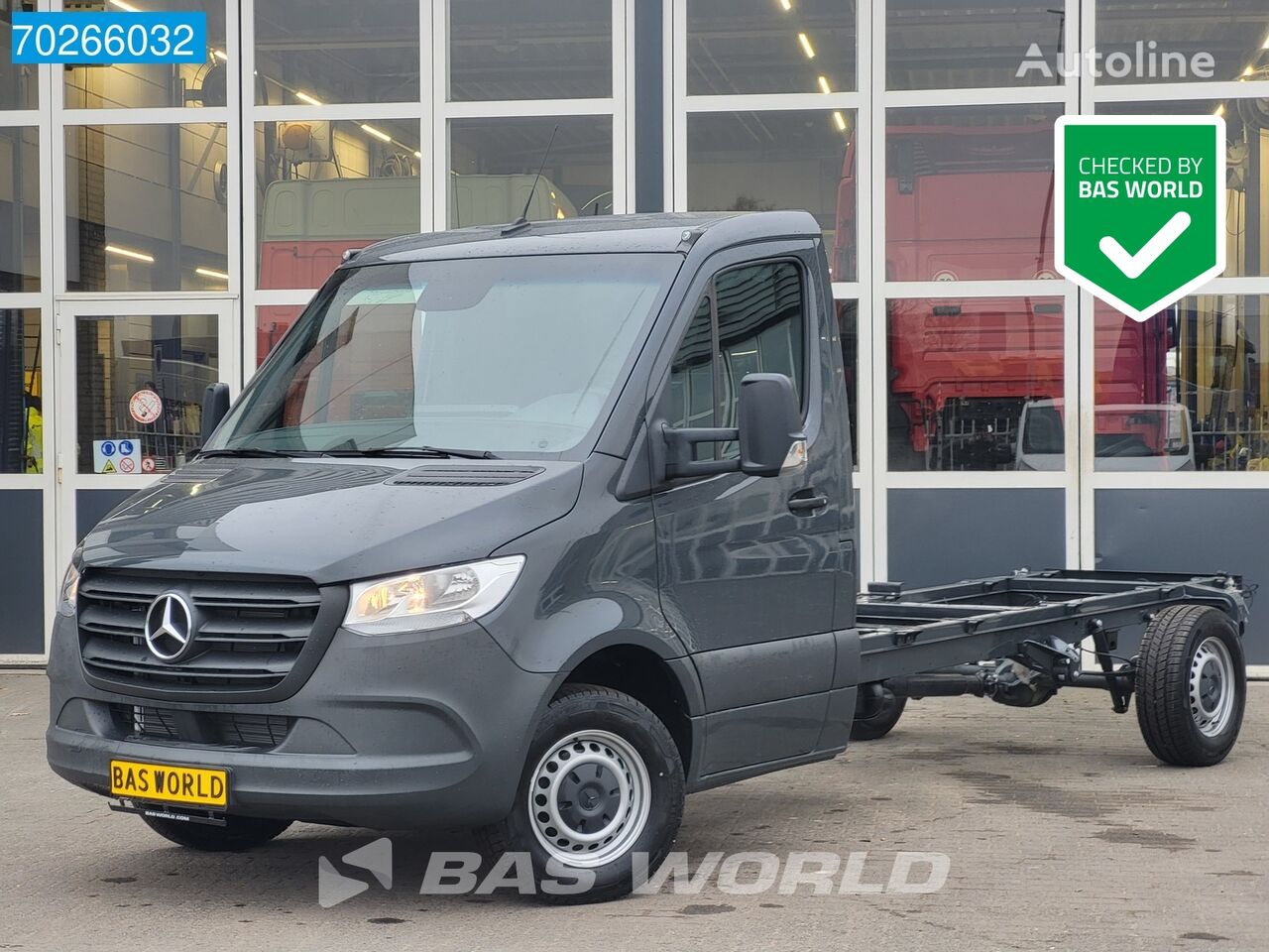 new Mercedes-Benz Sprinter 317 CDI Automaat 432WB MBUX Navi Airco Cruise Chassis C chassis truck < 3.5t