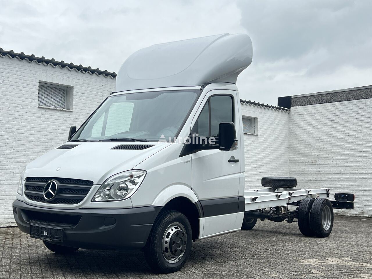 nákladné auto podvozok < 3.5t Mercedes-Benz Sprinter 516 Cdi Fahrgestell Maxi Automatik Tempomat Lkw 3,5 t E