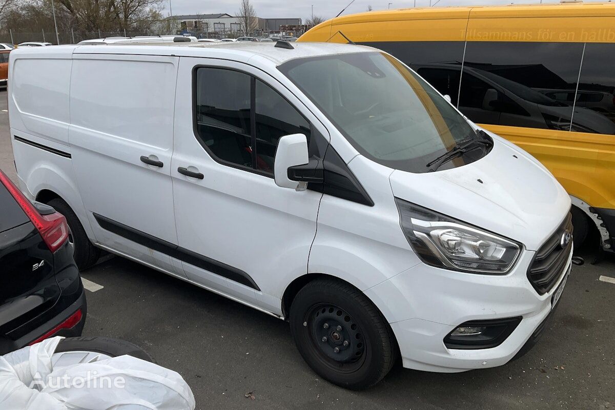 Ford Tourneo closed box van