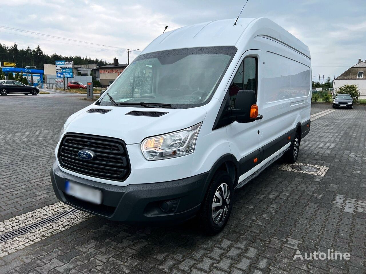 μίνι φορτηγό κόφα Ford Transit