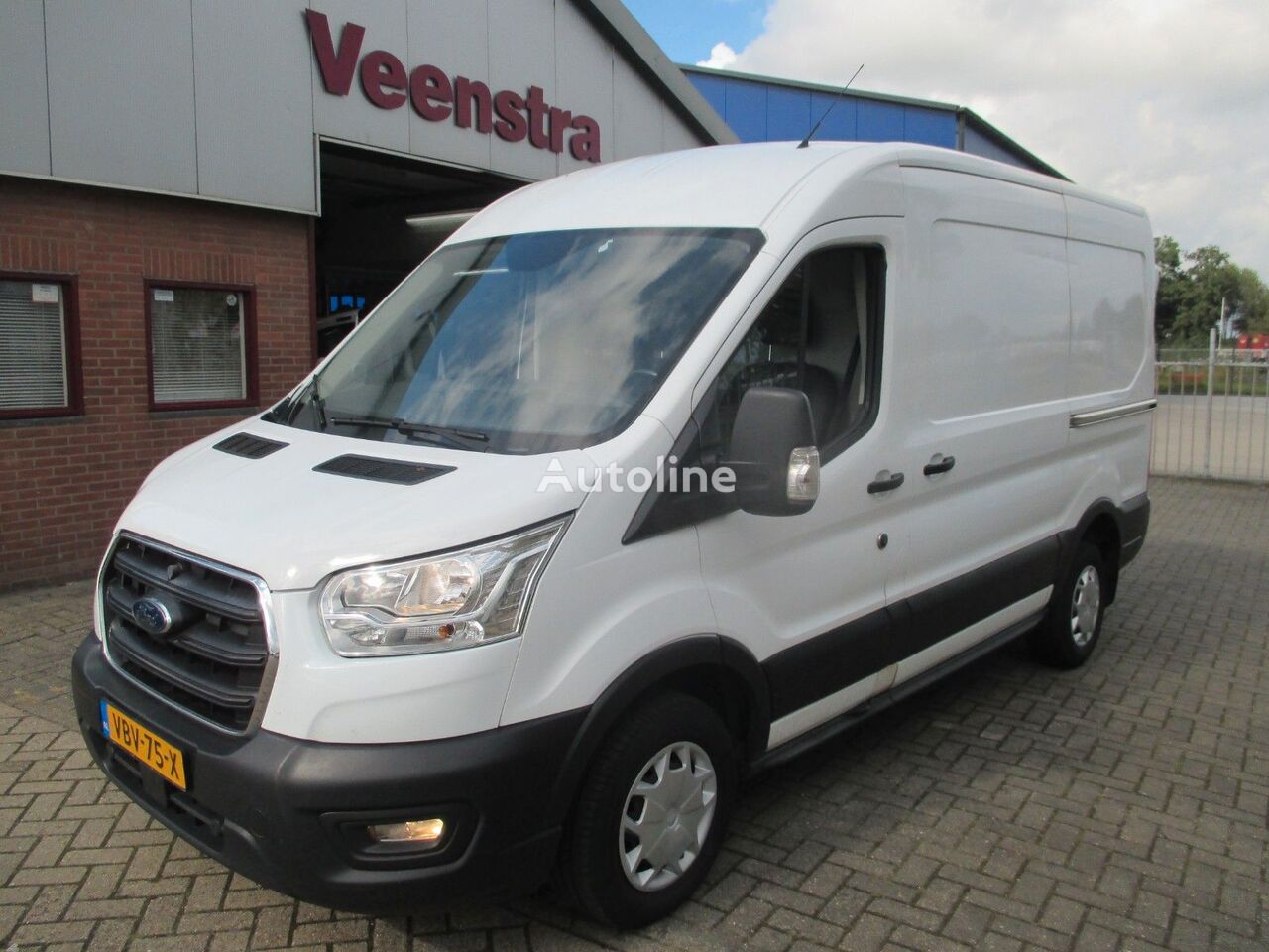 الميكروباصات شاحنة مقفلة Ford Transit 2.0TDCI