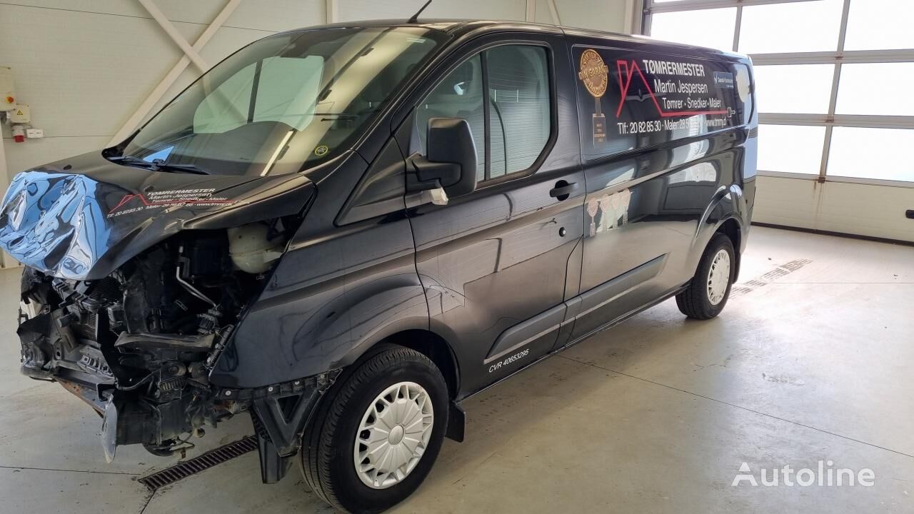 микроавтобус фургон Ford Transit Custom 2.2 TDCi после аварии