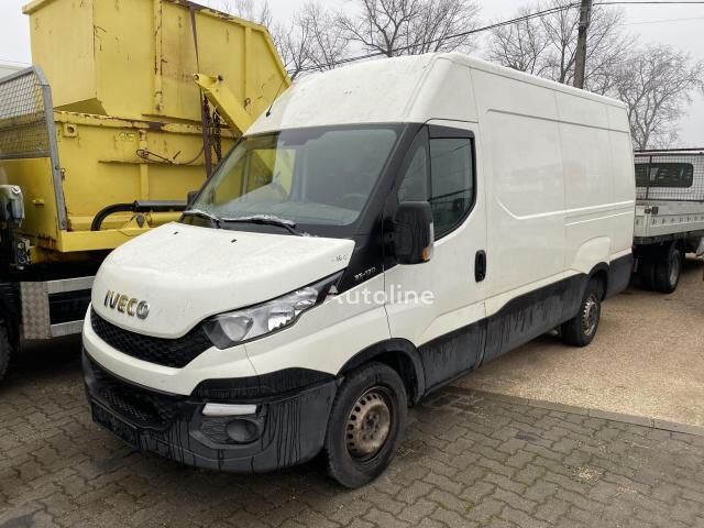 IVECO DAILY 35 S 13 3450 minibuss skåpbil