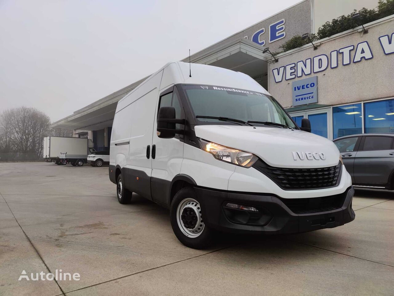 IVECO DAILY 35S14 LH2 closed box van