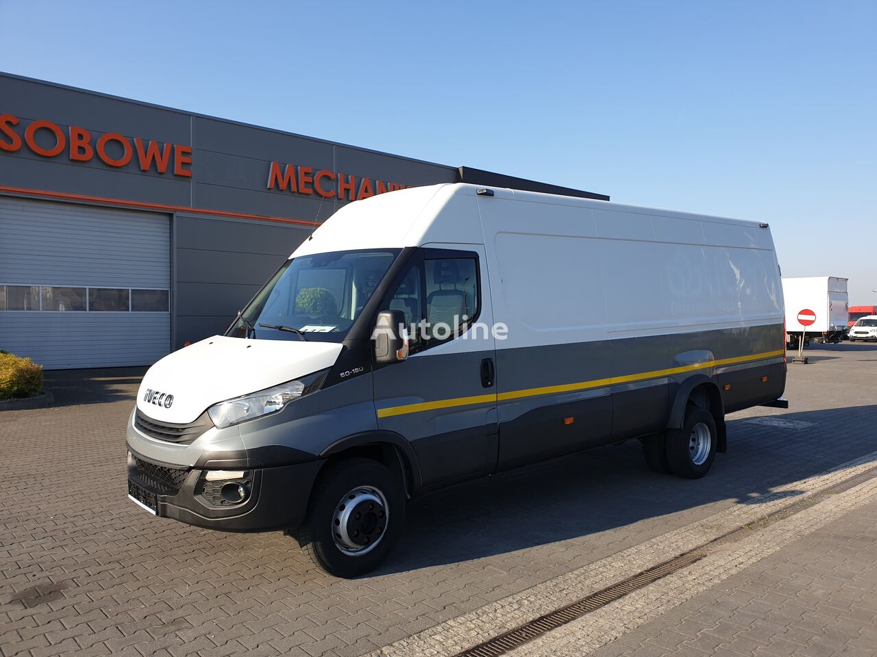 IVECO DAILY 60C18 FURGON L4H2 closed box van