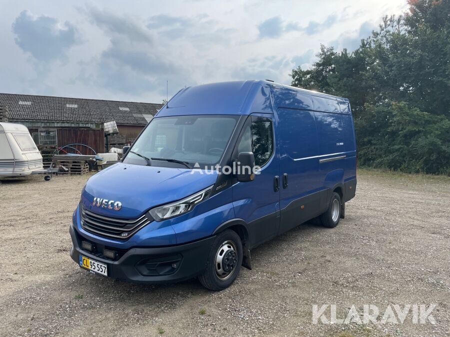 IVECO Daily closed box van