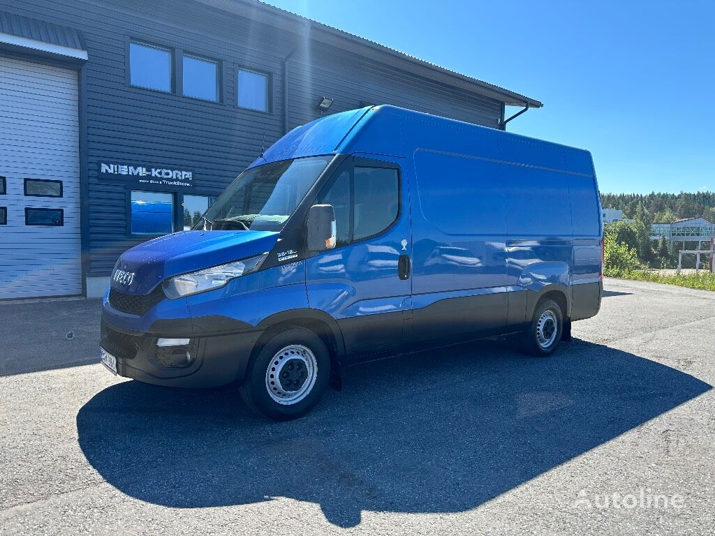 fourgon utilitaire IVECO Daily 35S13