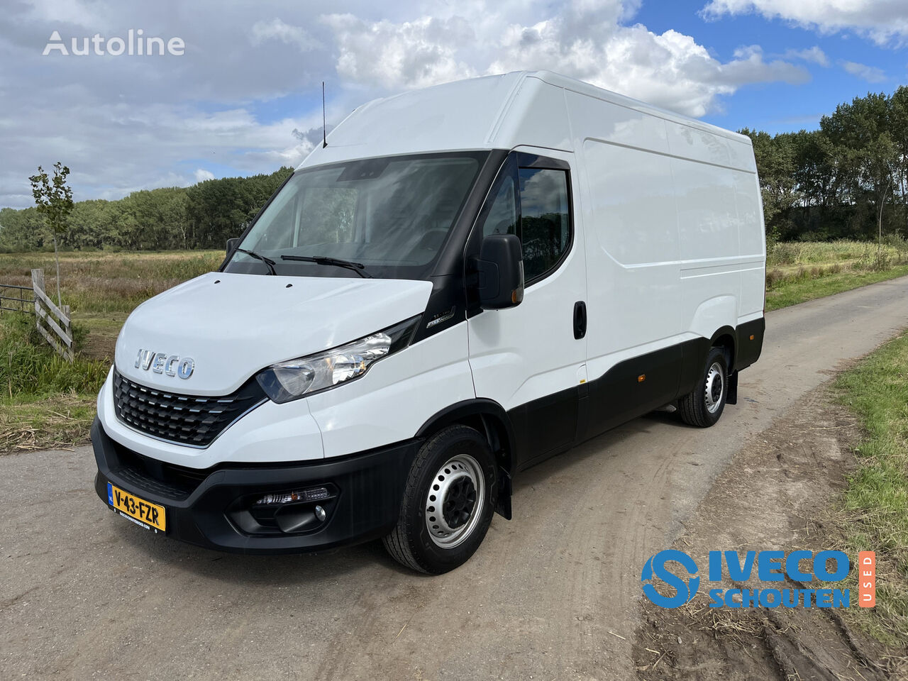 封闭箱式车 IVECO Daily 35S14A8V