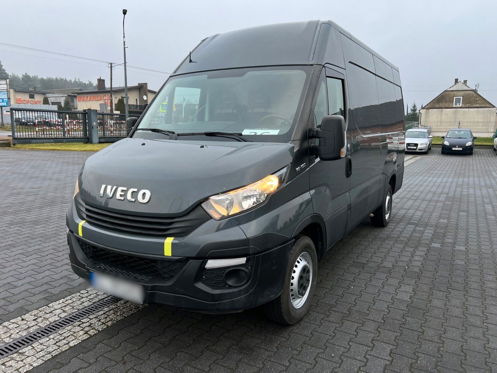 IVECO Daily 35S15 Kasten L2H2 A/C, Tempomat furgoneta