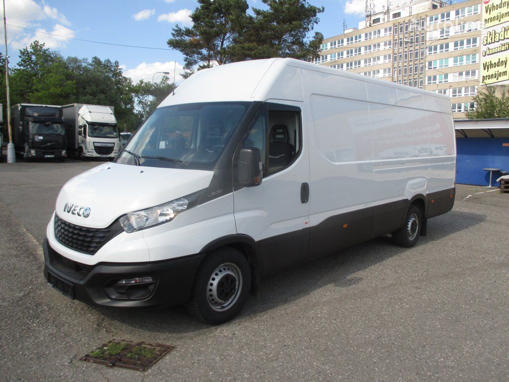 IVECO Daily 35S16, MAXI closed box van