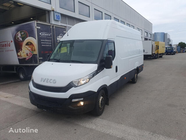 IVECO Daily 35S16V closed box van