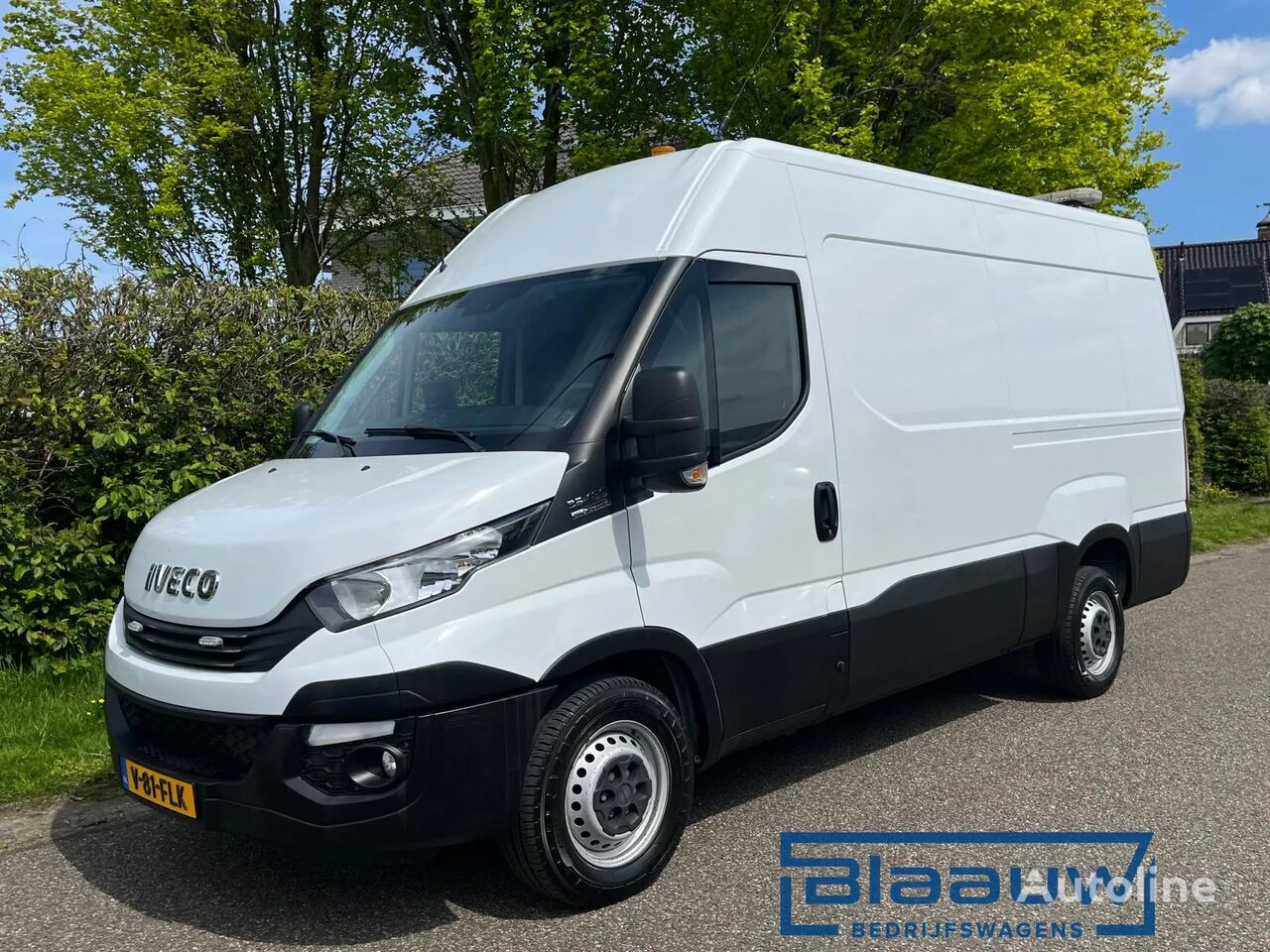 dostawczy furgon IVECO Daily 35S18 L2H2 3.0 Automaat 3500kg Trekhaak