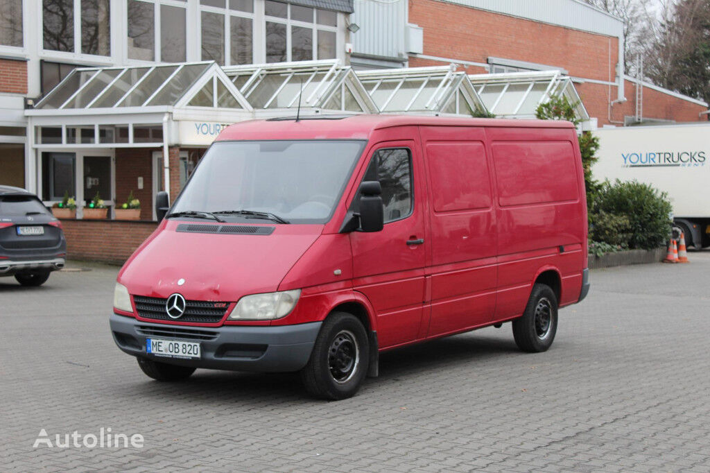 Mercedes-Benz 213 CDI Lang Klima Glasdach ZV AHK closed box van