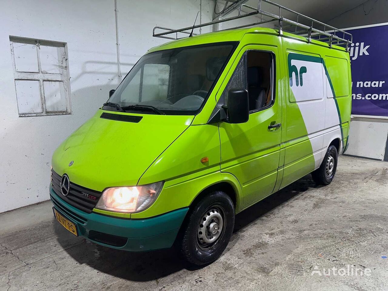 الميكروباصات شاحنة مقفلة Mercedes-Benz Sprinter