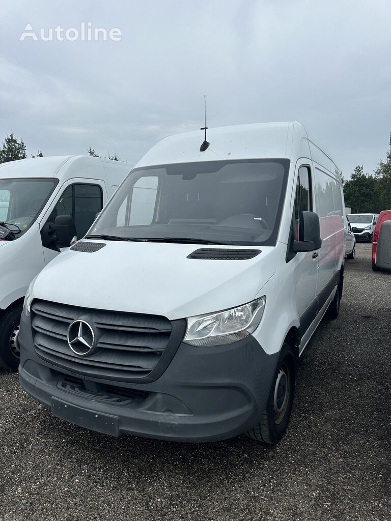 Mercedes-Benz Sprinter 316 CDI  closed box van