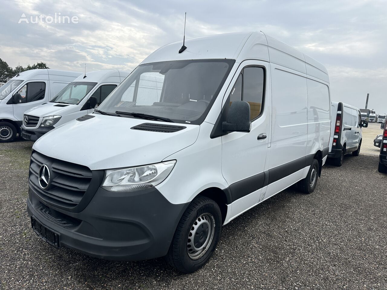 الميكروباصات شاحنة مقفلة Mercedes-Benz Sprinter 316 L2H2