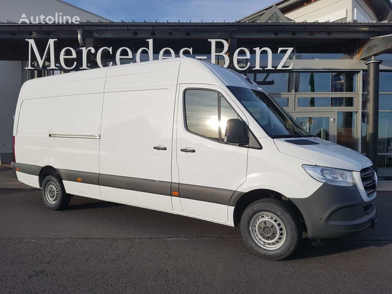 Mercedes-Benz Sprinter 317 CDI 4325 Klima Kamera MBUX Tepmomat mikroautobuss furgons