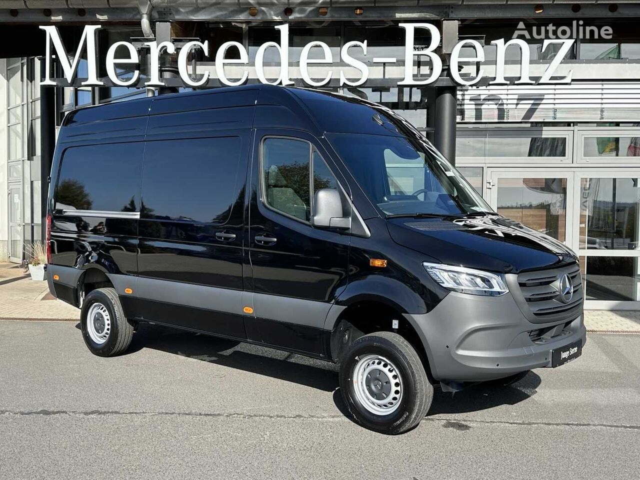 dodávka furgon Mercedes-Benz Sprinter 319 CDI 4x4 3665 MBUX AHK Klima LED SHZ