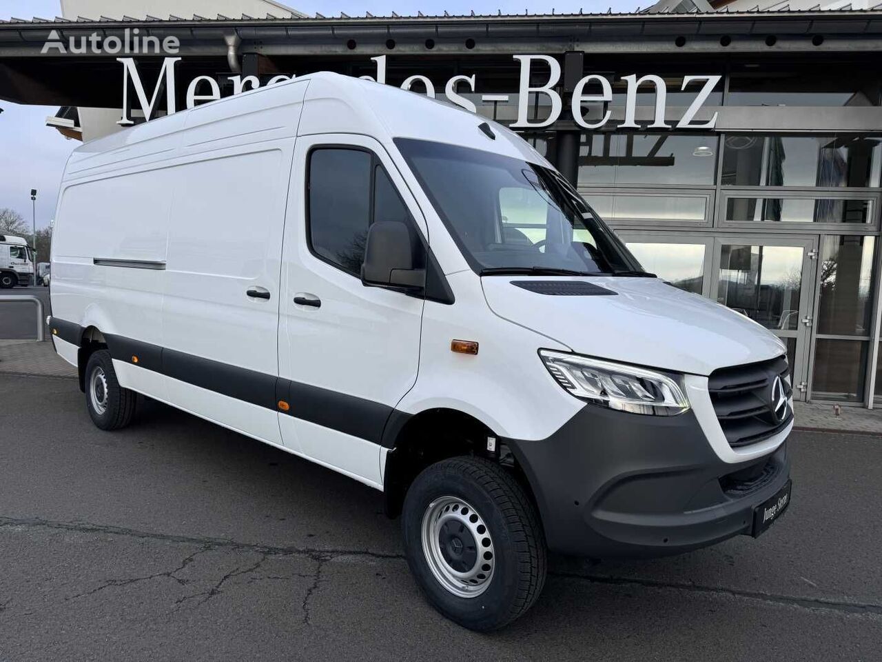 fourgon utilitaire Mercedes-Benz Sprinter 319 CDI 4x4 4325 Klima LED SHZ MBUX