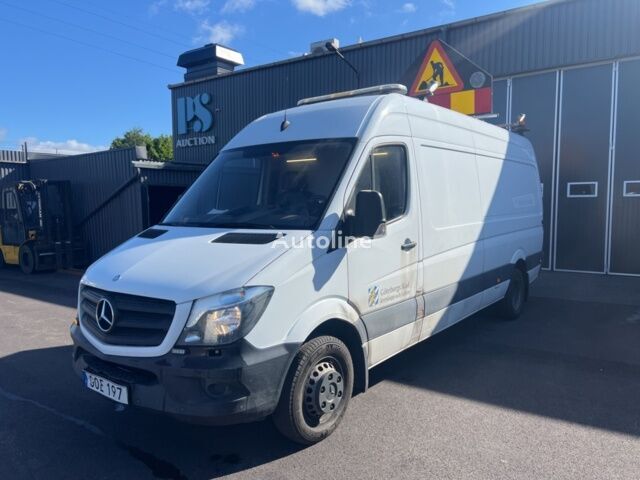 الميكروباصات شاحنة مقفلة Mercedes-Benz Sprinter Skåpbil 5000