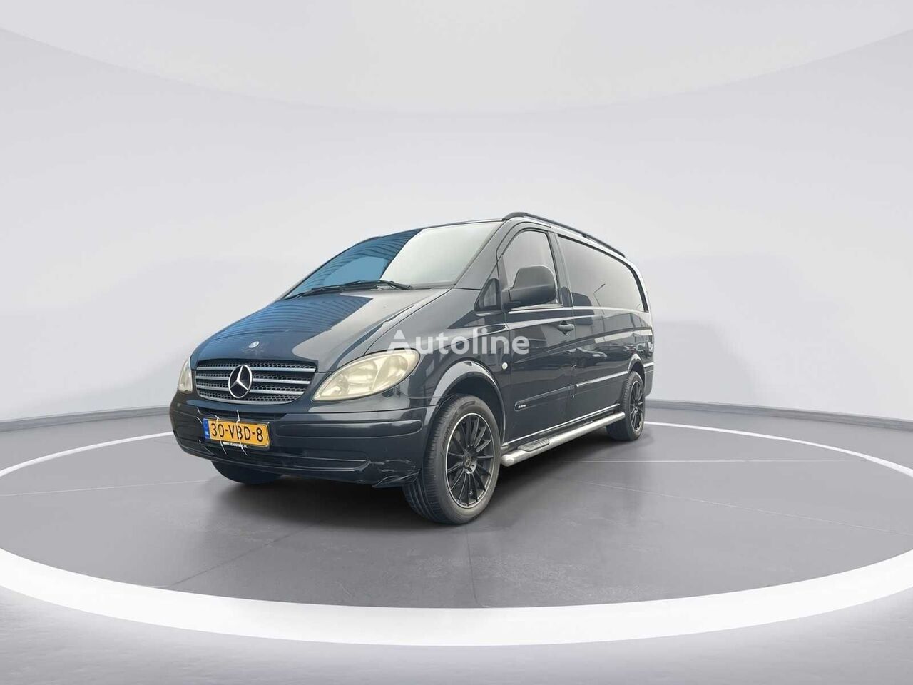 Mercedes-Benz Vito closed box van