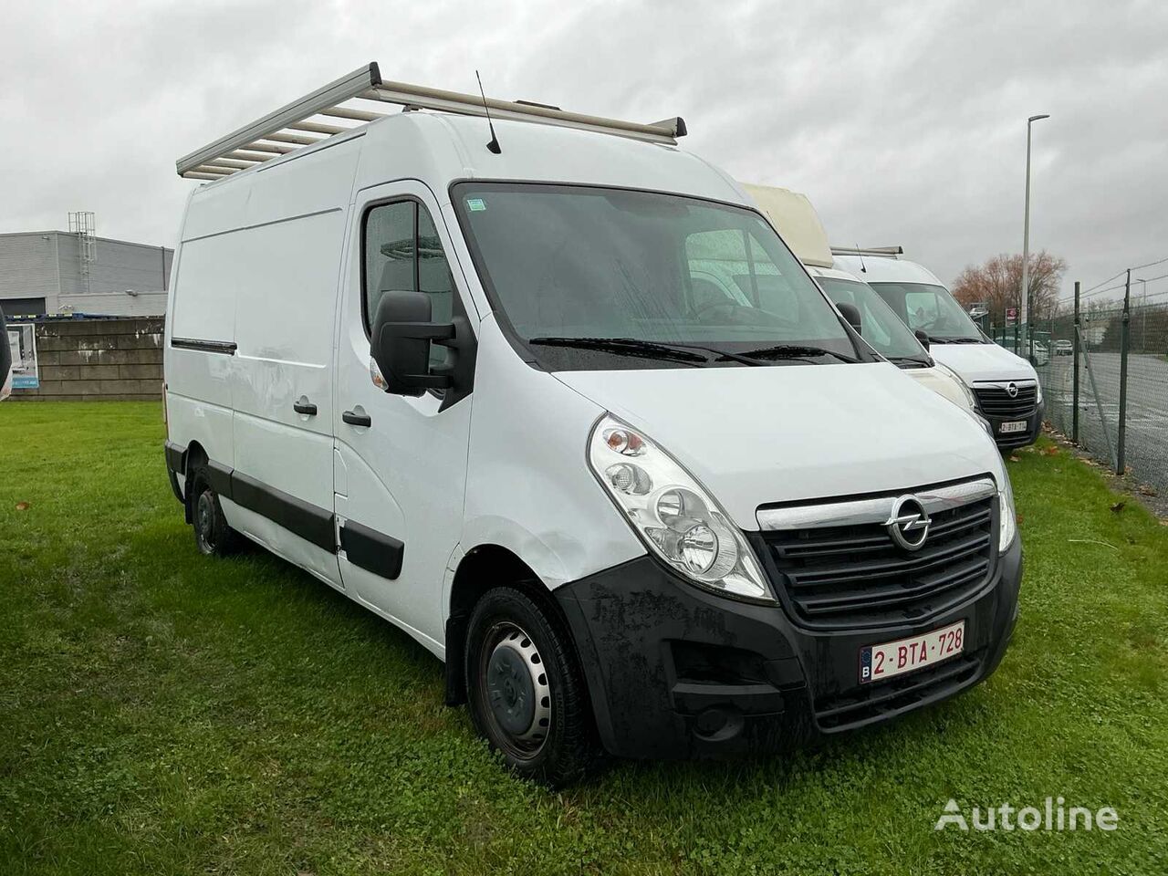 fourgon utilitaire Opel Movano