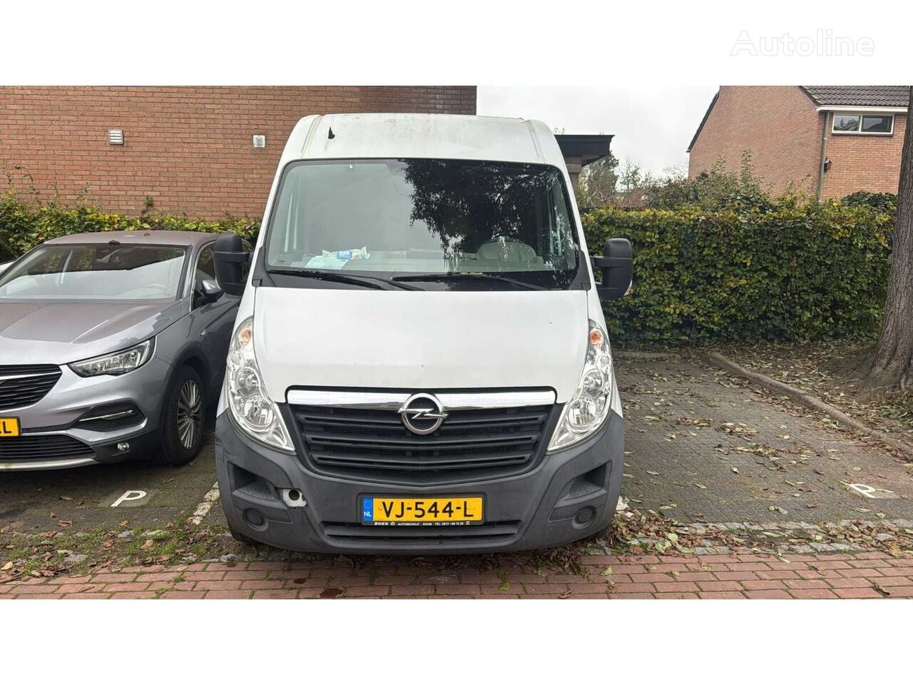 Opel Movano closed box van