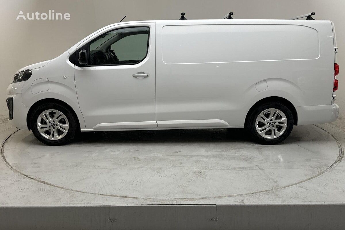 Opel Vivaro closed box van