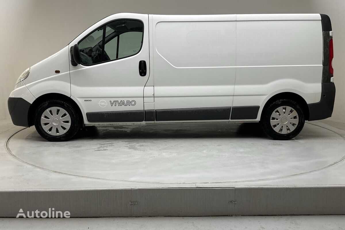 Opel Vivaro closed box van