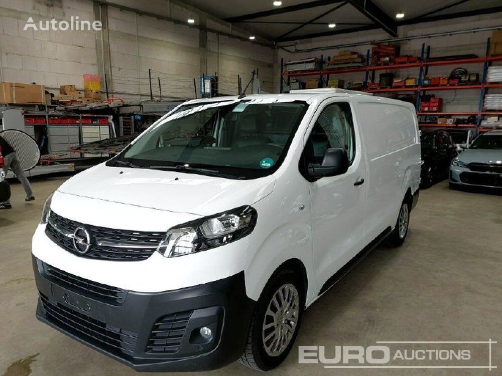 Opel Vivaro umpikori pakettiauto