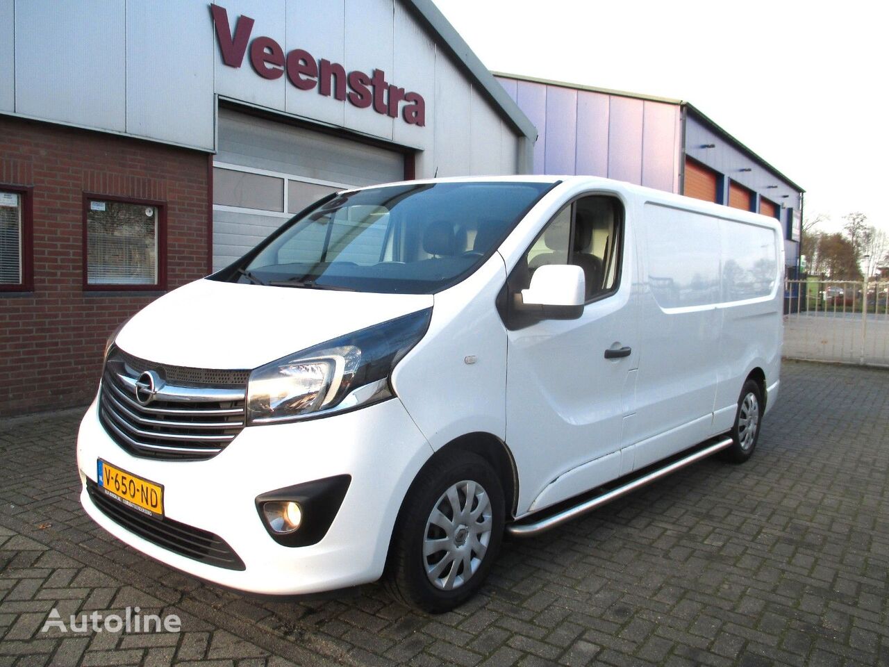 микроавтобус фургон Opel Vivaro 1.6CDTI