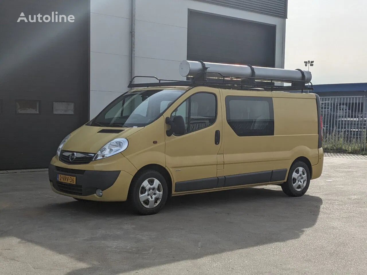 xe van khoang kín Opel Vivaro 2.0 CDTI L2H1