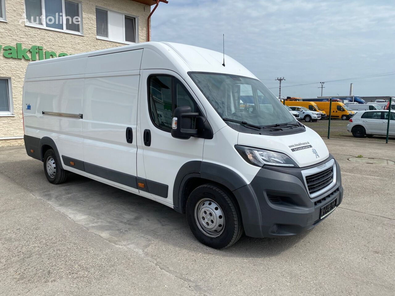 الميكروباصات شاحنة مقفلة Peugeot Boxer 2.0