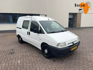 Peugeot Expert 220C Petrol gesloten bestelwagen