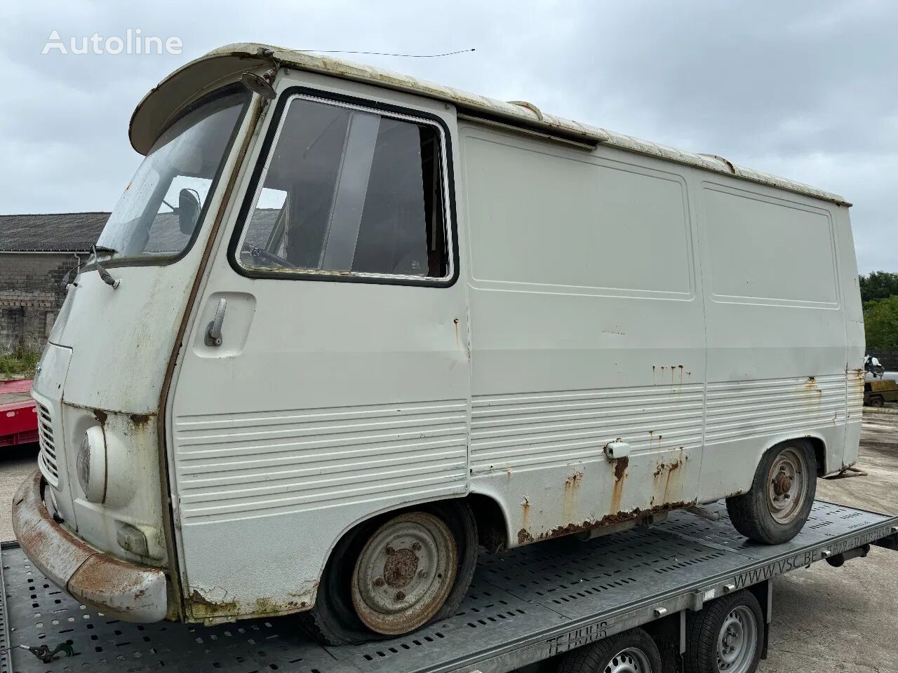 бус фургон Peugeot J7 **BARNFIND-DIESEL**